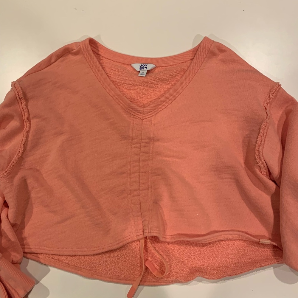 Cute cropped sweatshirt